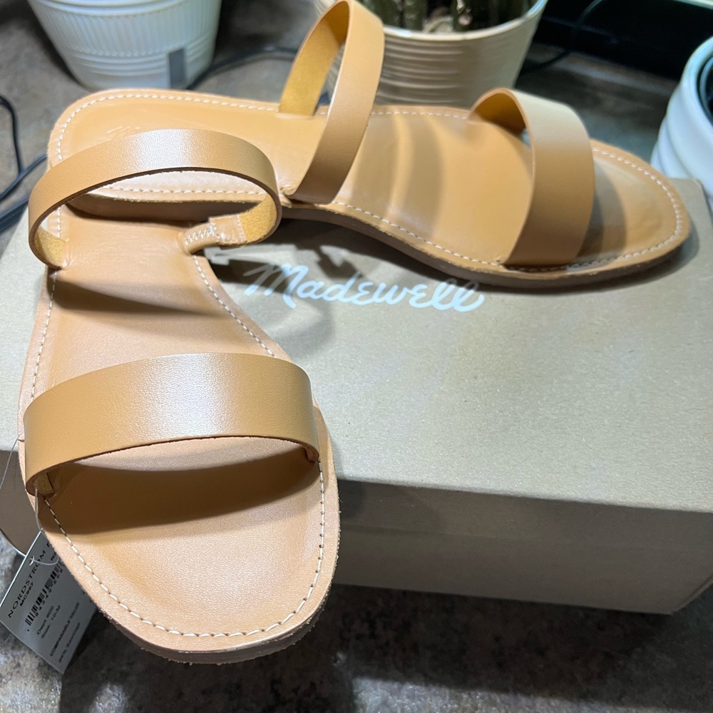 NWT Madewell Leather Sandals // size 10